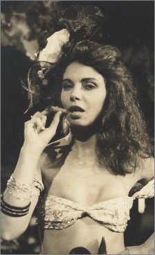 Fátima Freire interpretando Adriana Barroso em " Tudo ou Nada".